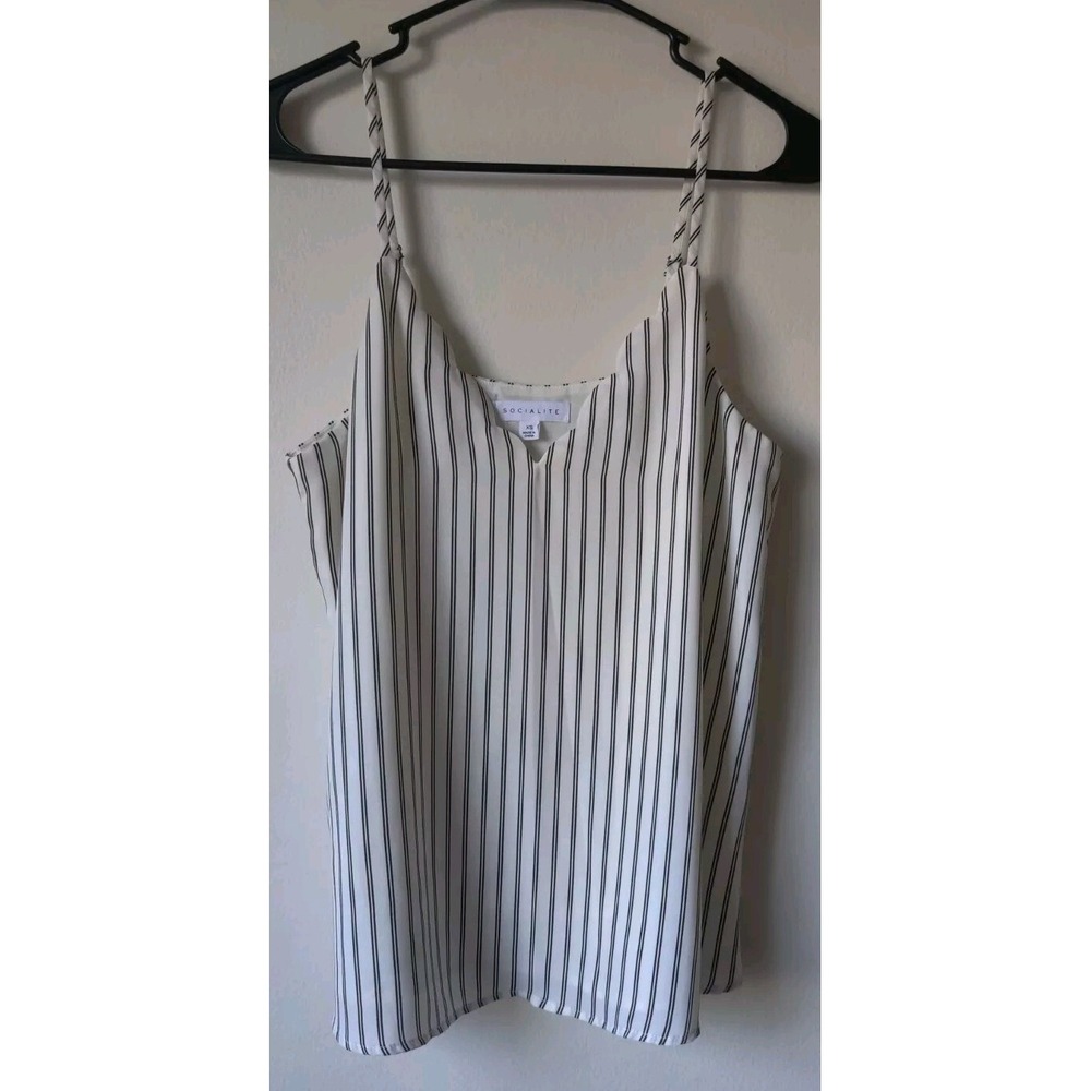 Socialite Womens Scalloped V-Neck Camisole Adjustable Straps Size XS Ivory/Black